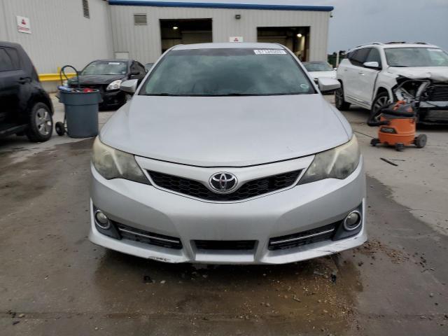 Toyota Camry L Image 3