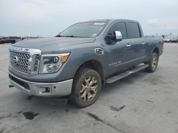  Salvage Nissan Titan