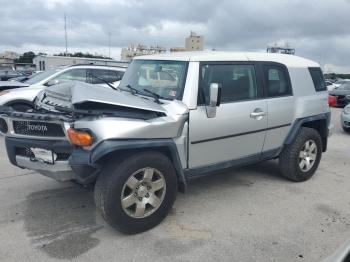  Salvage Toyota FJ Cruiser