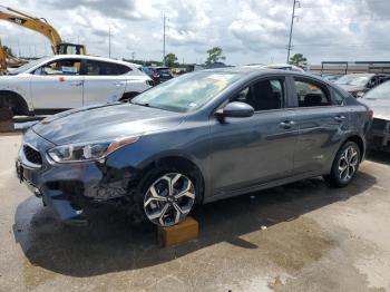  Salvage Kia Forte