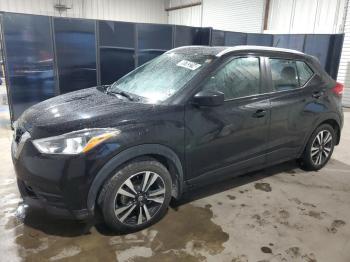  Salvage Nissan Kicks