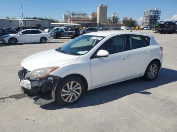  Salvage Mazda 3