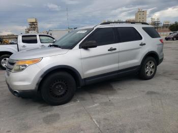  Salvage Ford Explorer