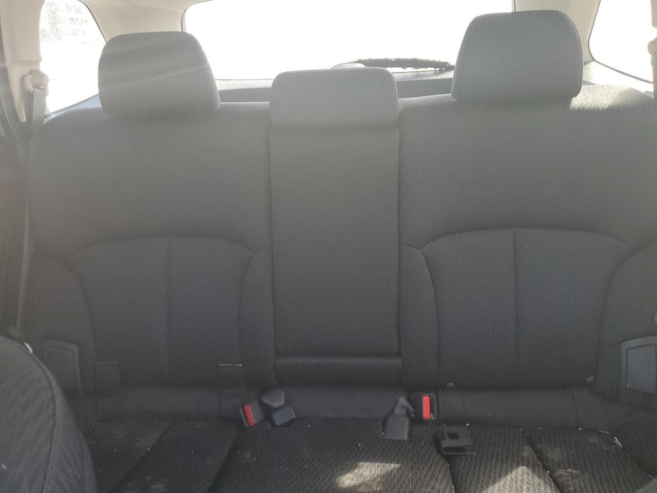 Subaru Outback 2.5i Premium Image 12