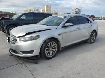  Salvage Ford Taurus