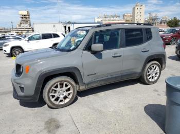  Salvage Jeep Renegade