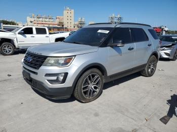  Salvage Ford Explorer