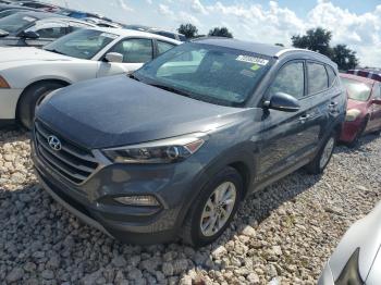  Salvage Hyundai TUCSON