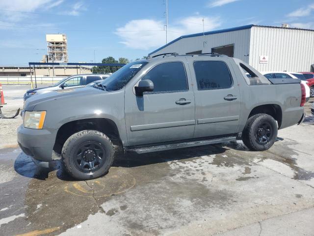  Salvage Chevrolet Avalanche