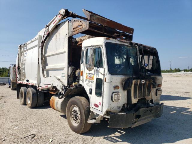  Salvage Peterbilt 520