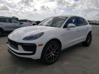  Salvage Porsche Macan Base