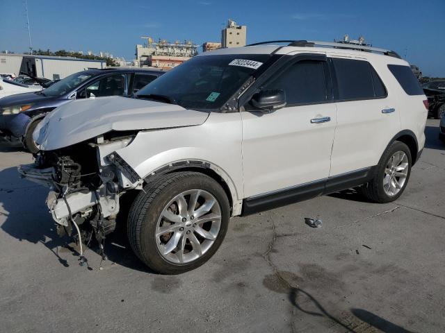  Salvage Ford Explorer