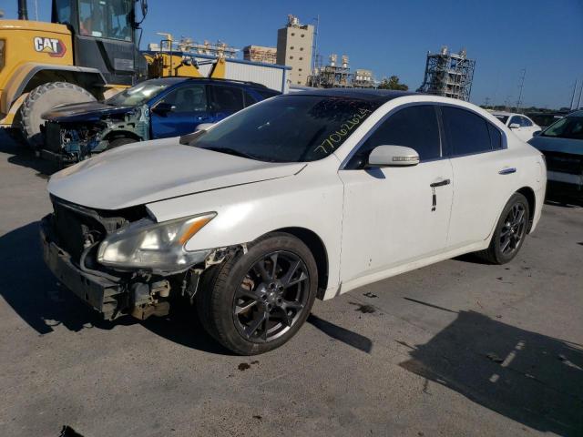  Salvage Nissan Maxima