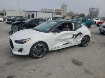  Salvage Hyundai VELOSTER