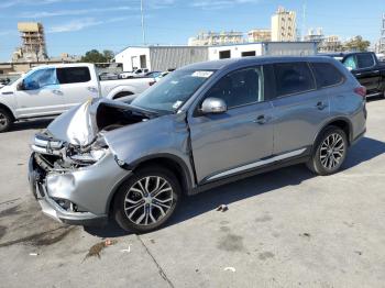  Salvage Mitsubishi Outlander