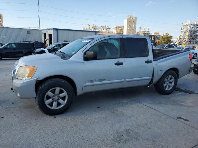  Salvage Nissan Titan