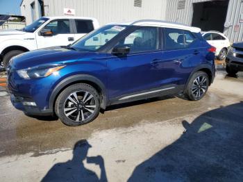  Salvage Nissan Kicks