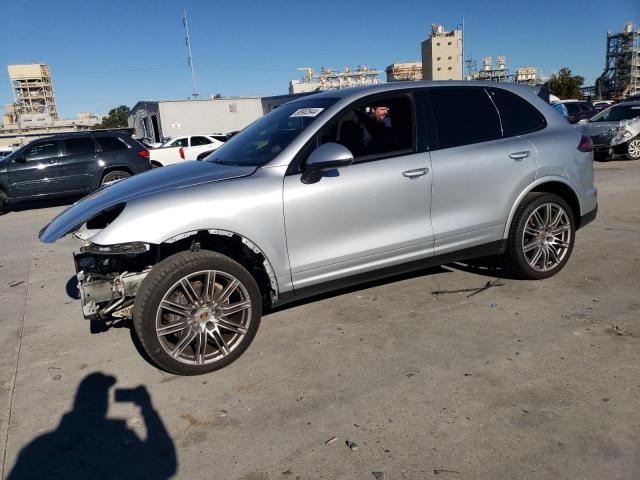  Salvage Porsche Cayenne