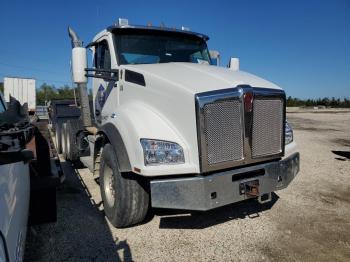  Salvage Kenworth Constructi