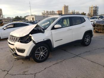  Salvage Jeep Compass