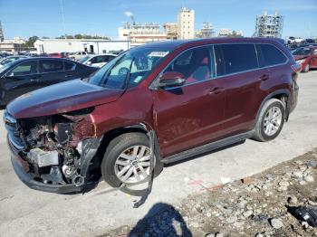  Salvage Toyota Highlander