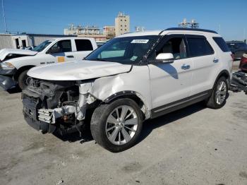  Salvage Ford Explorer