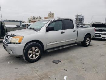  Salvage Nissan Titan