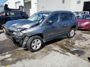  Salvage Jeep Compass