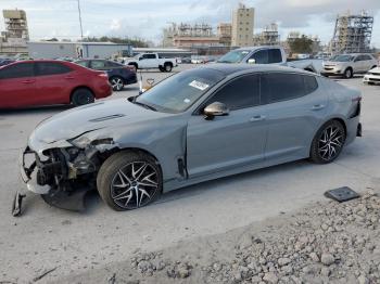  Salvage Kia Stinger