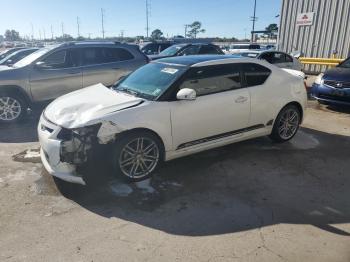  Salvage Toyota Scion