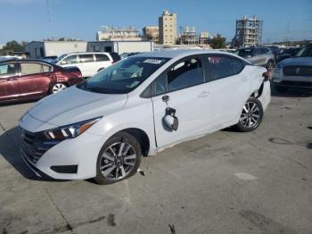  Salvage Nissan Versa