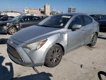  Salvage Toyota Yaris