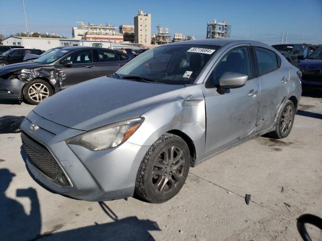  Salvage Toyota Yaris