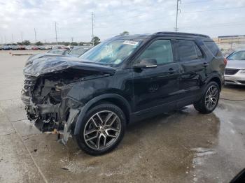  Salvage Ford Explorer