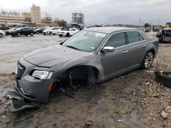  Salvage Chrysler 300