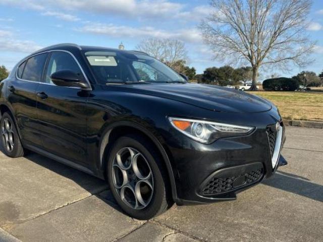  Salvage Alfa Romeo Stelvio