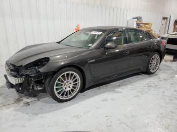  Salvage Porsche Panamera