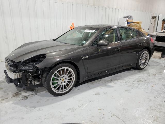  Salvage Porsche Panamera