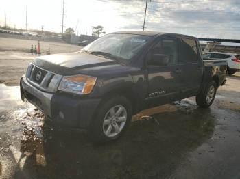  Salvage Nissan Titan