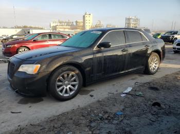  Salvage Chrysler 300