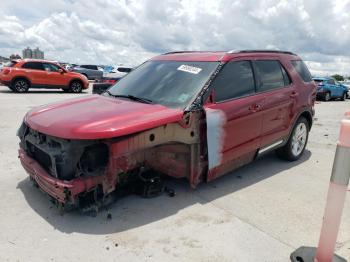  Salvage Ford Explorer