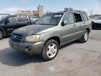  Salvage Toyota Highlander