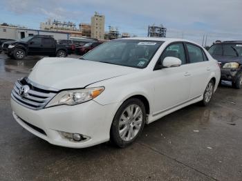  Salvage Toyota Avalon