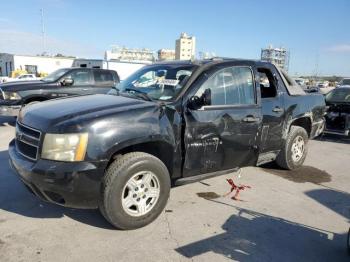  Salvage Chevrolet Avalanche