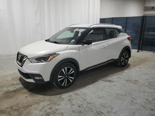  Salvage Nissan Kicks