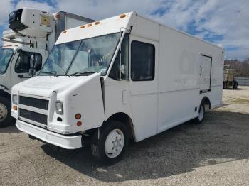  Salvage Freightliner Chassis M