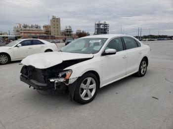  Salvage Volkswagen Passat