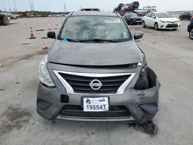 Nissan Versa S Image 7
