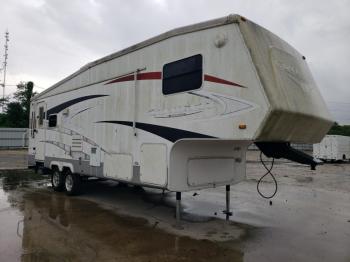  Salvage Crui Trailer