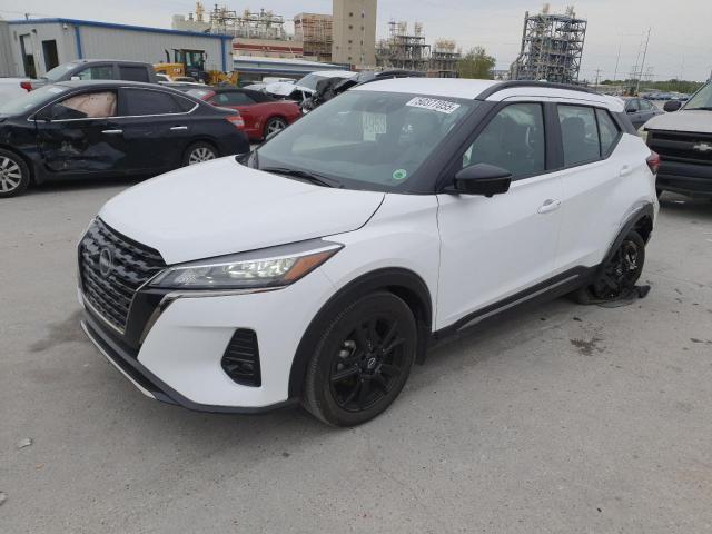 Salvage Nissan Kicks